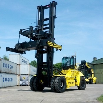 Hyster выпустила новые погрузчики для работы с контейнерами